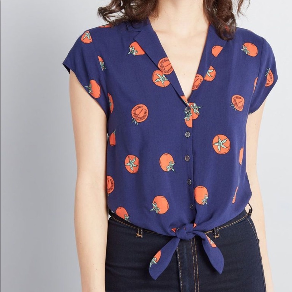 ModCloth Retro Renewal Collared Tomato Blouse